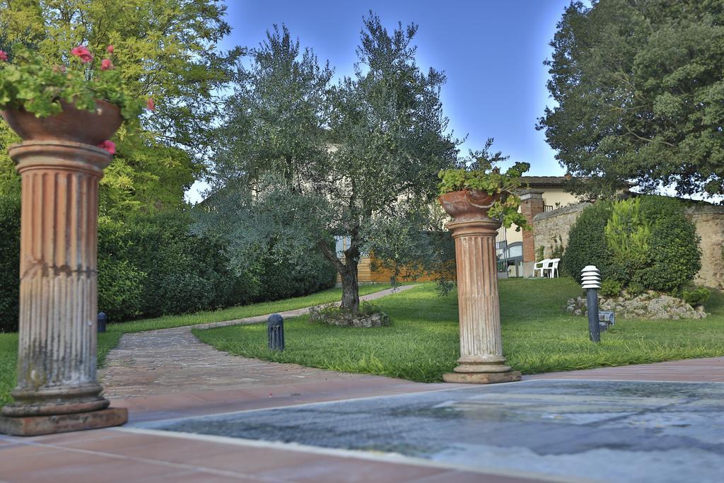 Hotel Villa San Lucchese Поджибонси Экстерьер фото